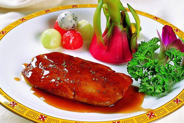 要說鵝肝比雞肝鴨肝更價值連城